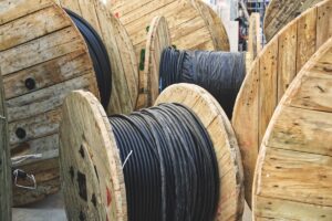 Cabos de Alta Tensão 10 kV: Especificações, Instalação e Aplicações
