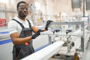 Como Funciona o Processo de Fabricação de Tubos Industriais: Guia Técnico Completo